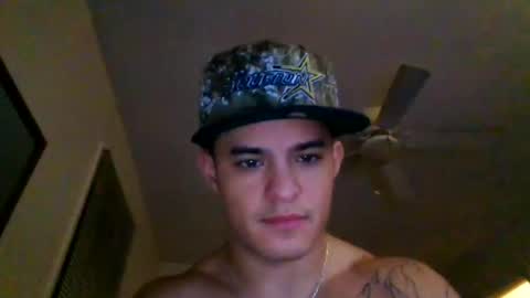 Snapshot of davidfry25 chatting on December 2024 05:39:02 AM davidfry25 online show from December 2024 05:39:02 AM