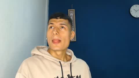 Snapshot of davidgalvis1 chatting on January 2025 11:45:01 PM David Galvis - independent model online show from January 2025 11:45:01 PM