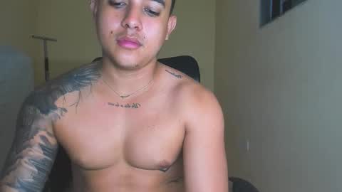 Snapshot of davidlenonn_ chatting on September 2025 06:30:02 AM Lennon online show from September 2025 06:30:02 AM