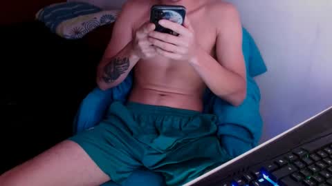 Snapshot of davidsalazar33 chatting on March 2025 02:41:02 AM davidsalazar33 online show from March 2025 02:41:02 AM