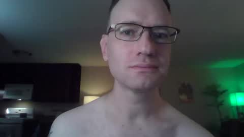 Snapshot of davidwilcox1982 chatting on December 2025 03:23:01 AM Dave online show from December 2025 03:23:01 AM