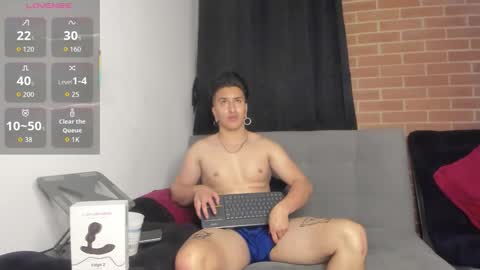 davidx_x21 online show from December 2025 09:40:02 AM