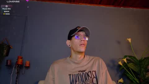 Snapshot of daviid_huge chatting on September 2025 08:03:02 AM daviid_huge online show from September 2025 08:03:02 AM