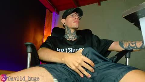 daviid_huge online show from June 2026 07:06:02 AM
