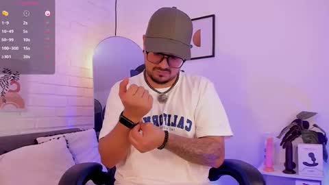 Snapshot of daviidevans chatting on January 2026 08:41:01 AM David Evans online show from January 2026 08:41:01 AM