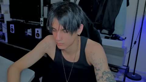 Snapshot of davisross chatting on April 2026 05:22:01 AM davis online show from April 2026 05:22:01 AM