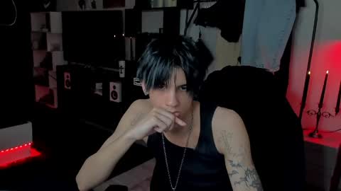 Snapshot of davisross chatting on May 2026 12:08:01 AM davis online show from May 2026 12:08:01 AM