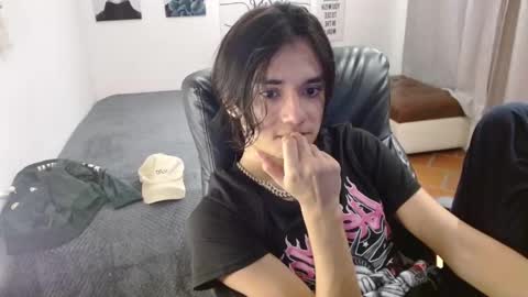 Snapshot of davoxer chatting on October 2025 03:14:01 AM davoxer online show from October 2025 03:14:01 AM