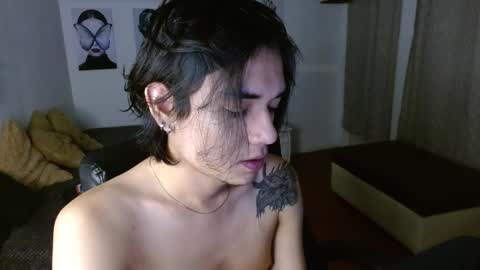 Snapshot of davoxer chatting on November 2025 04:13:02 AM davoxer online show from November 2025 04:13:02 AM