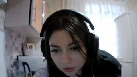 Snapshot of dawndollins chatting on February 2025 12:34:01 PM Alice online show from February 2025 12:34:01 PM