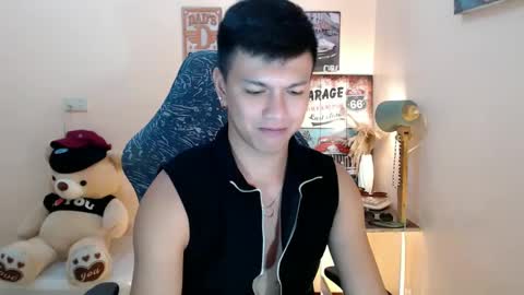 Snapshot of dax_x chatting on December 2024 08:47:01 PM JC LOVER BOY online show from December 2024 08:47:01 PM