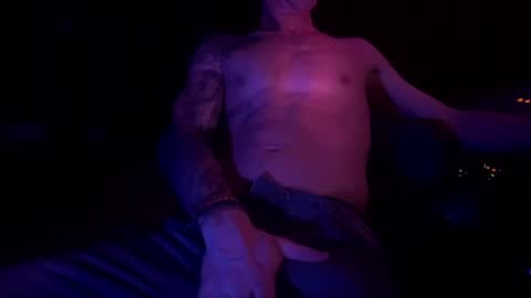 Snapshot of day__tripper chatting on January 2025 07:43:02 AM day tripper online show from January 2025 07:43:02 AM