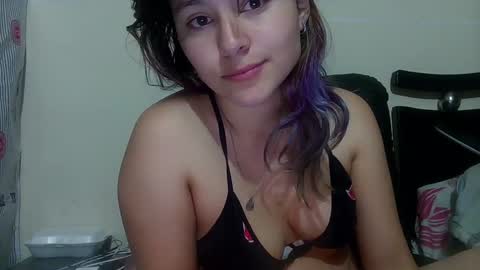 Snapshot of daya202 chatting on January 2025 07:05:01 AM Eli online show from January 2025 07:05:01 AM
