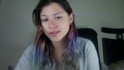 Snapshot of daya202 chatting on January 2025 05:37:02 AM Eli online show from January 2025 05:37:02 AM