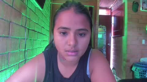 Snapshot of dayanasuarez17 chatting on April 2026 07:58:02 PM PAULA wh online show from April 2026 07:58:02 PM