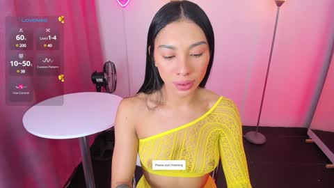 Snapshot of dayanna_tecca chatting on December 2024 11:00:01 PM I am Dayanna tecca online show from December 2024 11:00:01 PM