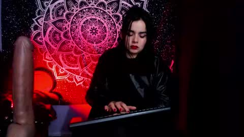 dayanporn online show from March 2026 06:44:02 PM