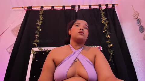 Snapshot of dayanroux chatting on October 2025 12:17:02 PM dayanroux online show from October 2025 12:17:02 PM