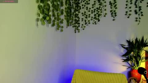 dayna_sunset online show from May 2026 03:12:01 AM