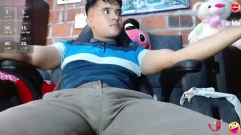 dayro_dduran online show from June 2026 09:37:01 PM