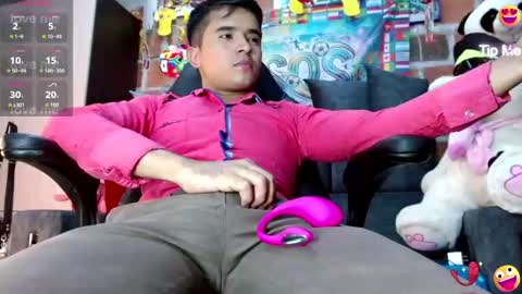 dayro_dduran online show from June 2026 07:05:02 PM