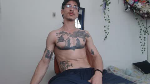 dazzayy online show from May 2026 08:46:01 PM