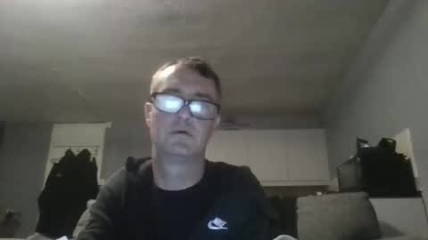 Dazzill online show from November 2025 05:02:02 PM