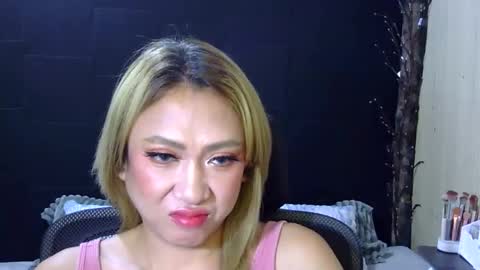 stephaniechim online show from May 2026 06:24:01 PM