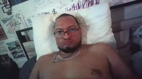 dbeamon92 online show from April 2026 06:25:01 PM