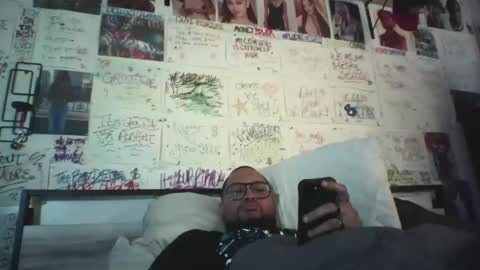 dbeamon92 online show from June 2026 01:33:01 PM