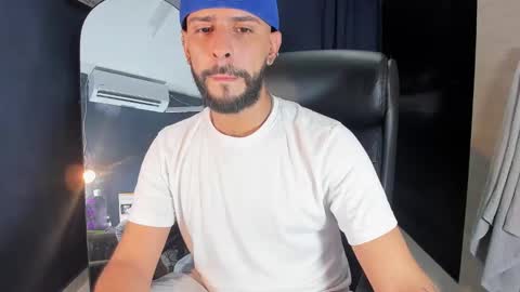 dcollins_ online show from October 2025 08:10:01 PM