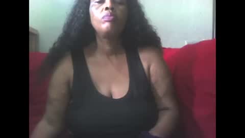 Snapshot of ddboobsnipples chatting on January 2025 08:06:02 AM ddboobsnipples online show from January 2025 08:06:02 AM