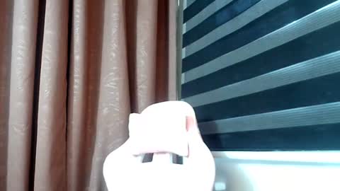 Angel online show from October 2025 11:43:01 PM