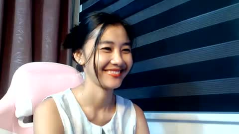 Angel online show from October 2025 11:51:02 PM