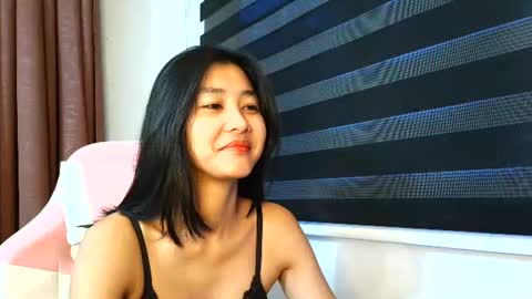 Angel online show from November 2025 12:35:01 AM