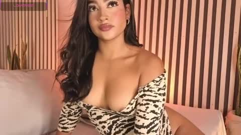 dea_athenea online show from April 2026 07:59:01 PM