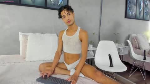 Snapshot of dean_scott chatting on January 2025 11:39:01 AM dean_scott online show from January 2025 11:39:01 AM