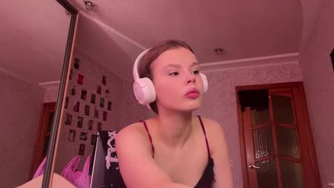 Dee online show from June 2026 09:06:02 AM