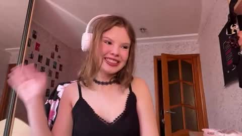 Dee online show from July 2026 11:01:02 AM