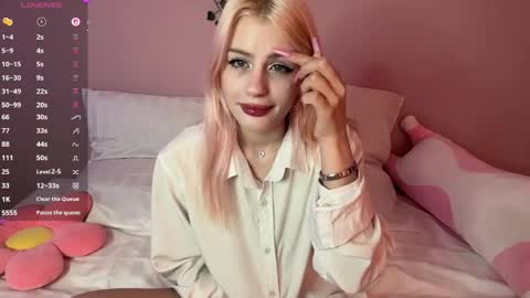 Maggie online show from May 2026 06:05:02 PM