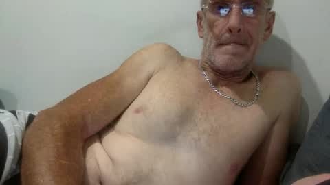 deanofflove221000 online show from February 2026 06:17:02 PM