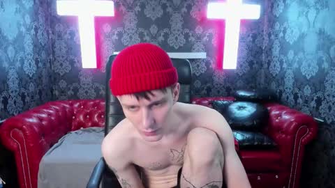 dearboyy_ online show from March 2026 09:12:01 PM