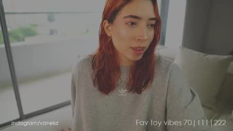 NINA   30OFF online show from September 2025 02:33:02 PM