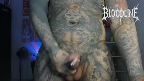    online show from December 2025 06:25:02 PM