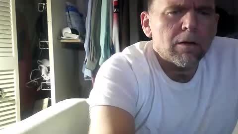 debbrock13 online show from December 2025 03:08:02 PM