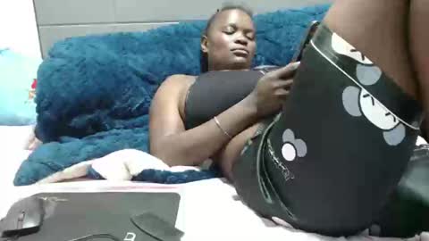 Snapshot of debbyslatter chatting on February 2025 08:36:01 PM debbyslatter online show from February 2025 08:36:01 PM