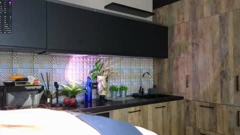 Snapshot of debihenks chatting on March 2026 06:04:02 PM Eva online show from March 2026 06:04:02 PM