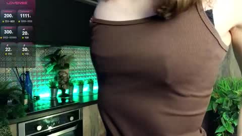 Snapshot of debihenks chatting on March 2026 06:25:01 PM Eva online show from March 2026 06:25:01 PM