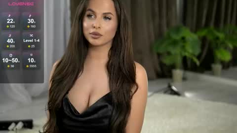 Snapshot of deborahlowe chatting on November 2025 11:32:02 AM Tamara online show from November 2025 11:32:02 AM