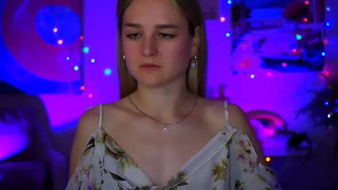 Debora online show from October 2025 05:28:01 AM